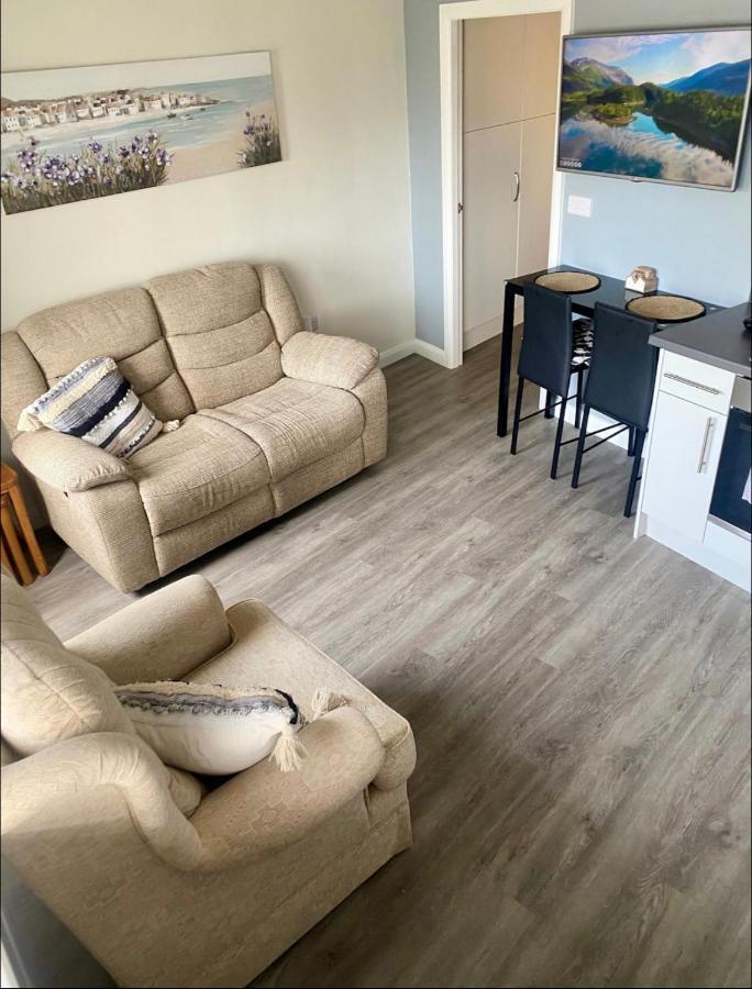 Poppy's Place Llandudno Junction