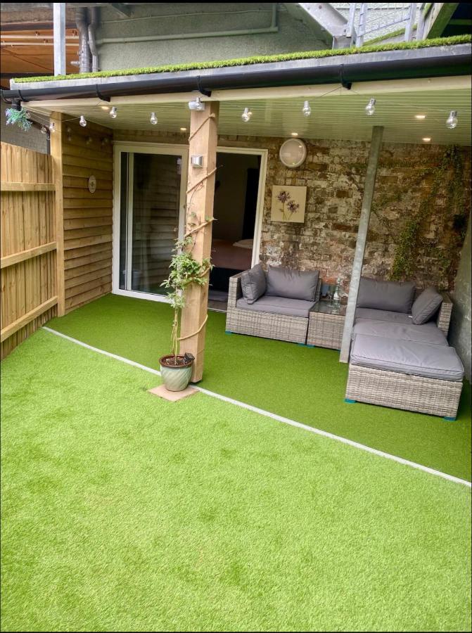 Poppy's Place Appartamento Llandudno Junction